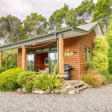 Paparoa Beach Hideaway With Hot Tub Barrytown エクステリア 写真
